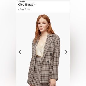 Just Fab City Blazer. Plaid, tailored and lined. Size L. Never worn.